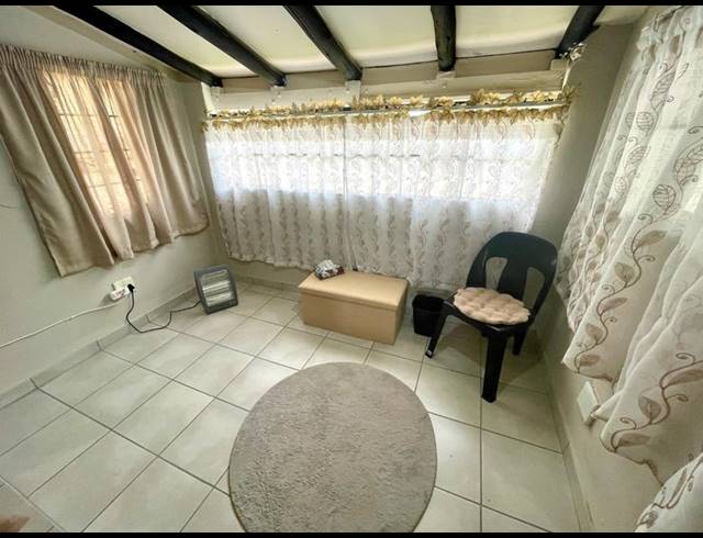 4 BEDROOM HOUSE FOR SALE IN KENMARE